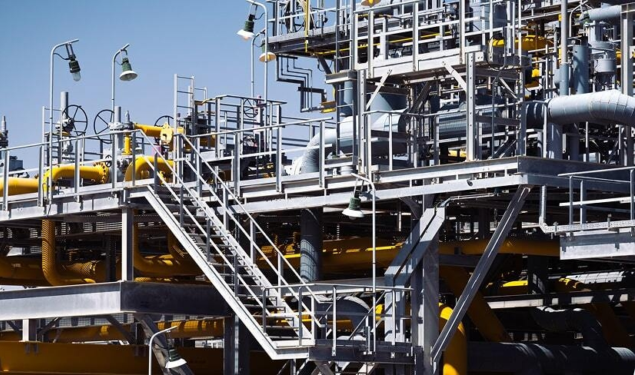 Refining ourbusiness refining min
